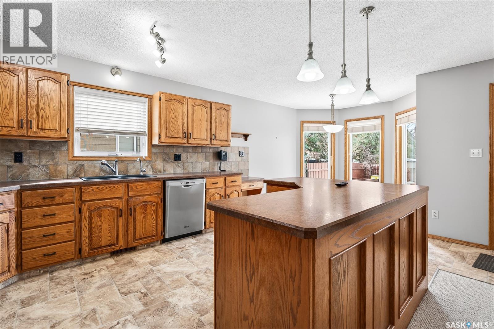 34 Elisia Drive, Moose Jaw, Saskatchewan  S6J 1G9 - Photo 12 - SK029713