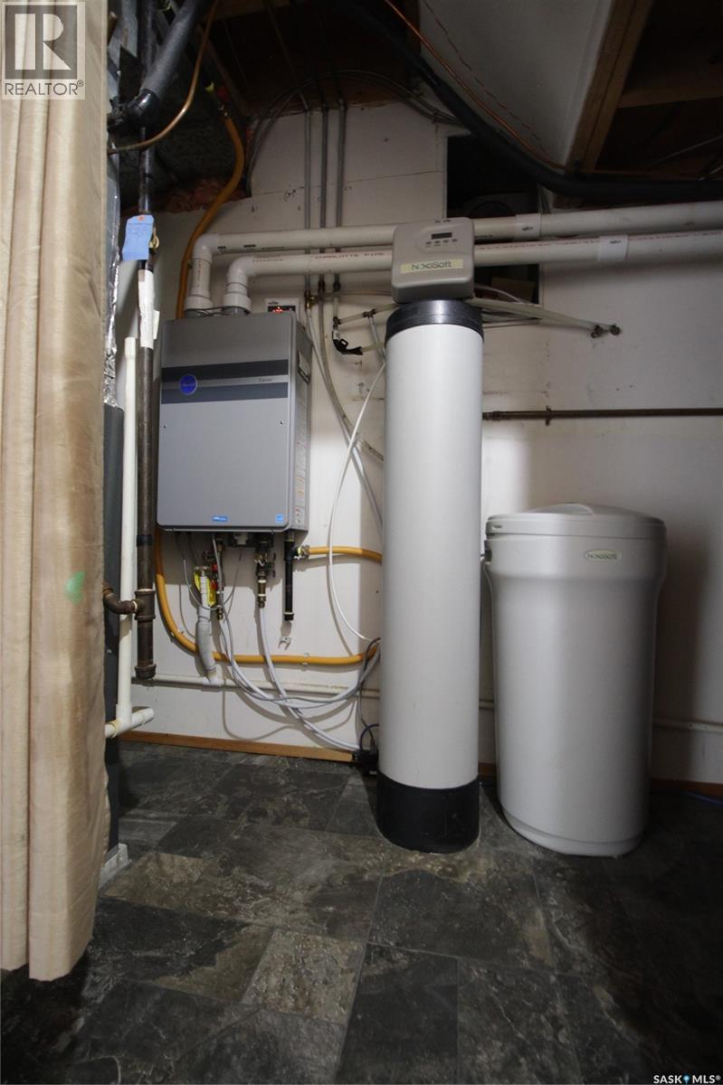 5 Souris Avenue, Redvers, Saskatchewan  S0C 2H0 - Photo 24 - SK029708