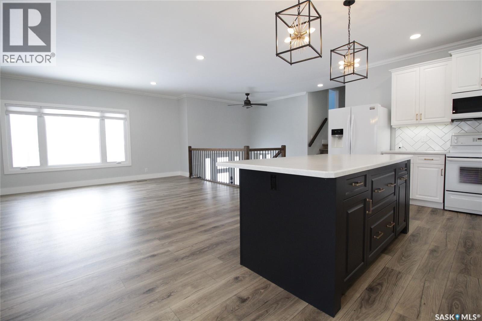 5 Souris Avenue, Redvers, Saskatchewan  S0C 2H0 - Photo 9 - SK029708