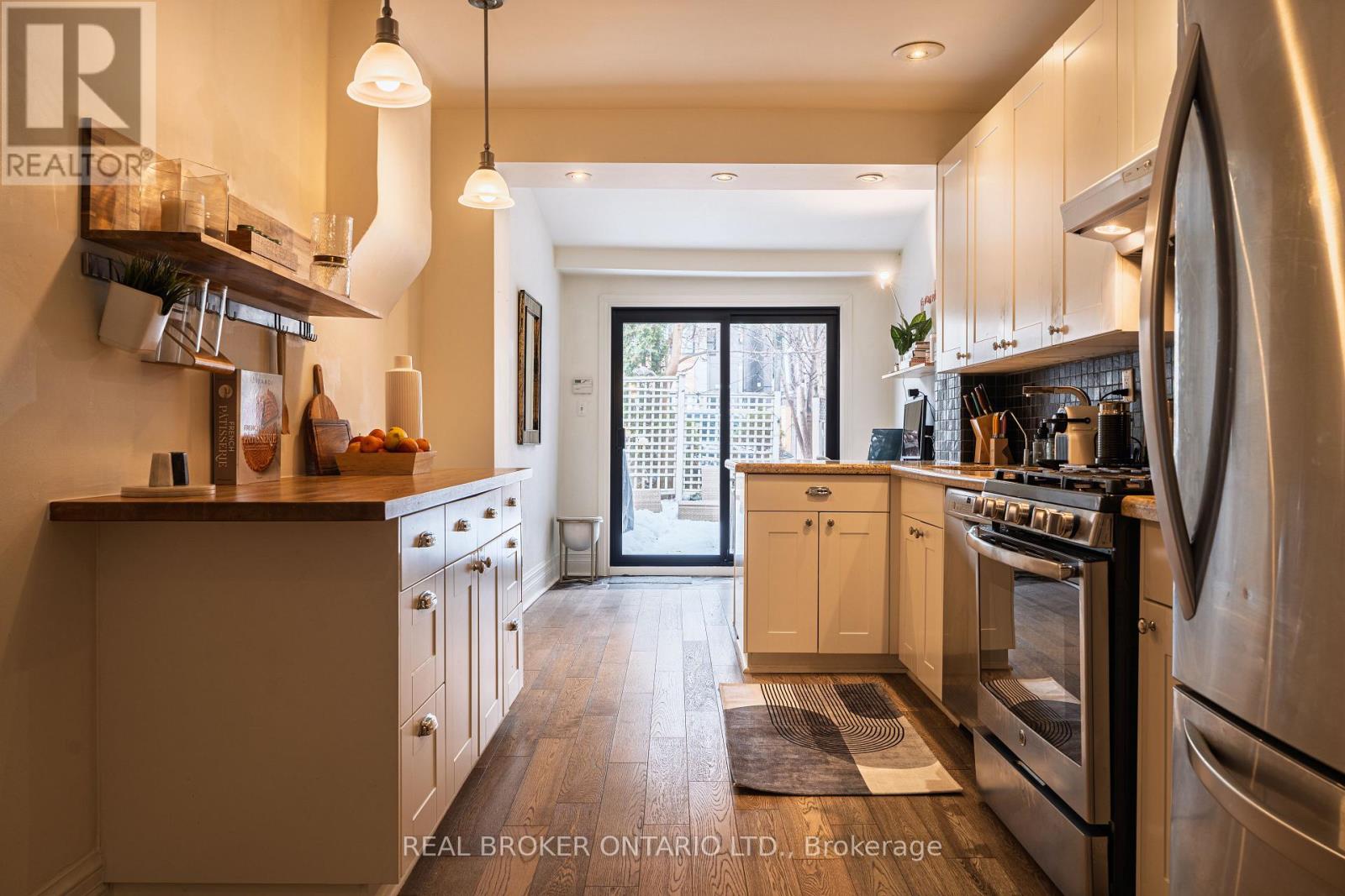 97 Major Street, Toronto, Ontario  M5S 2K9 - Photo 13 - C12845644