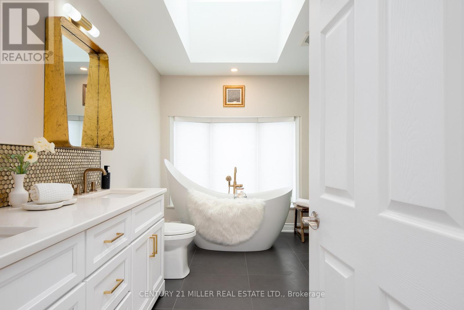 1225 Old Post Drive, Oakville, Ontario  L6M 1A5 - Photo 24 - W12826768