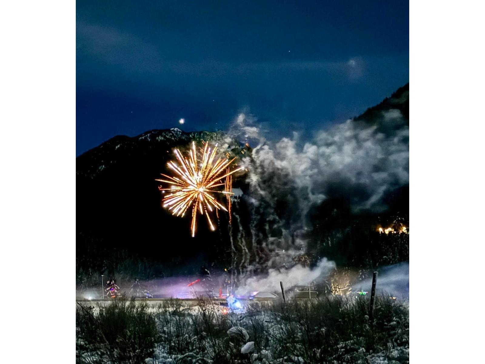 71692 Cone Court, Sunshine Valley, Sunshine Valley, British Columbia  V0X 1L5 - Photo 36 - R3093514