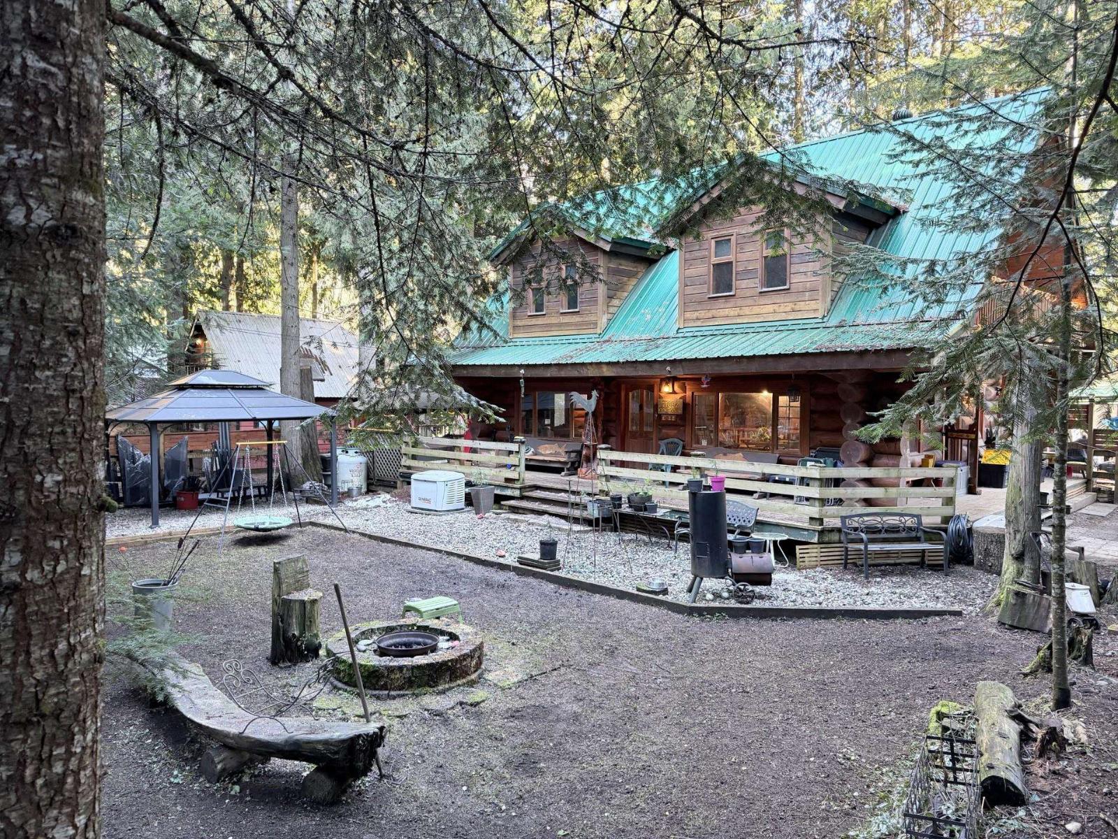 71692 Cone Court, Sunshine Valley, Sunshine Valley, British Columbia  V0X 1L5 - Photo 31 - R3093514