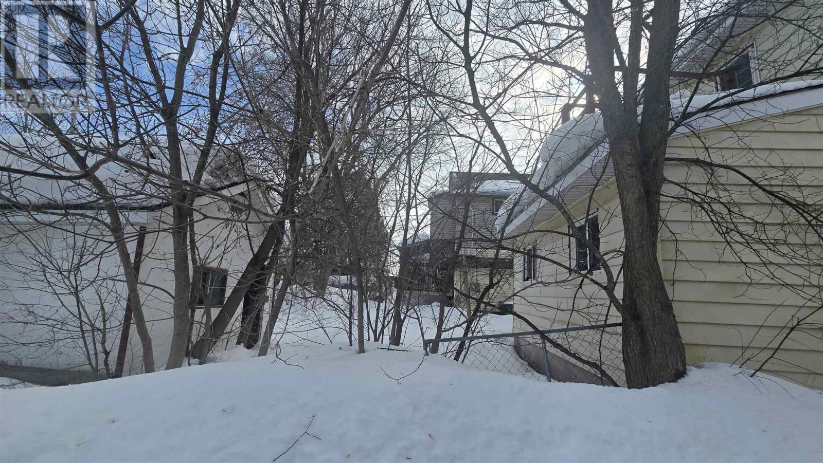 239 Beverley St, Sault Ste. Marie, Ontario  P6A 1S1 - Photo 8 - SM260412