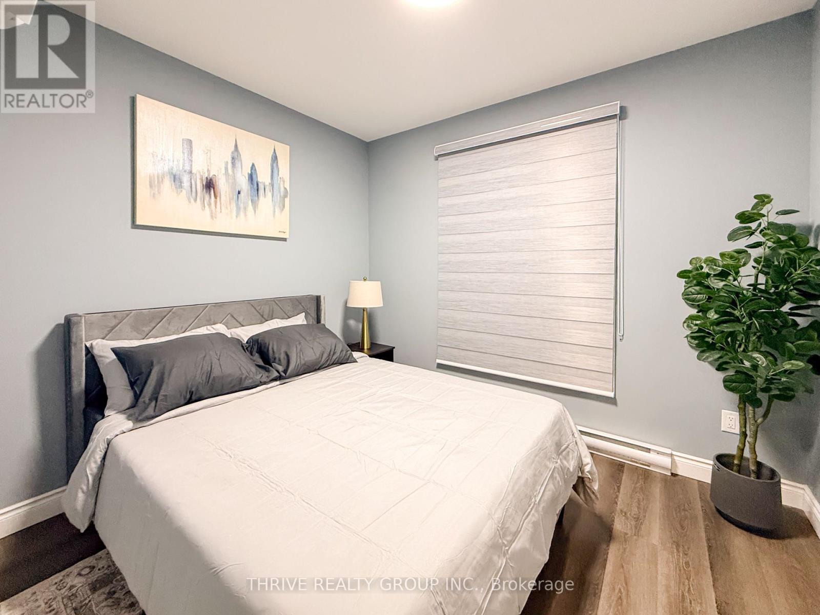 5 - 140 Ridout Street S, London South, Ontario  N6C 3X6 - Photo 12 - X12845920