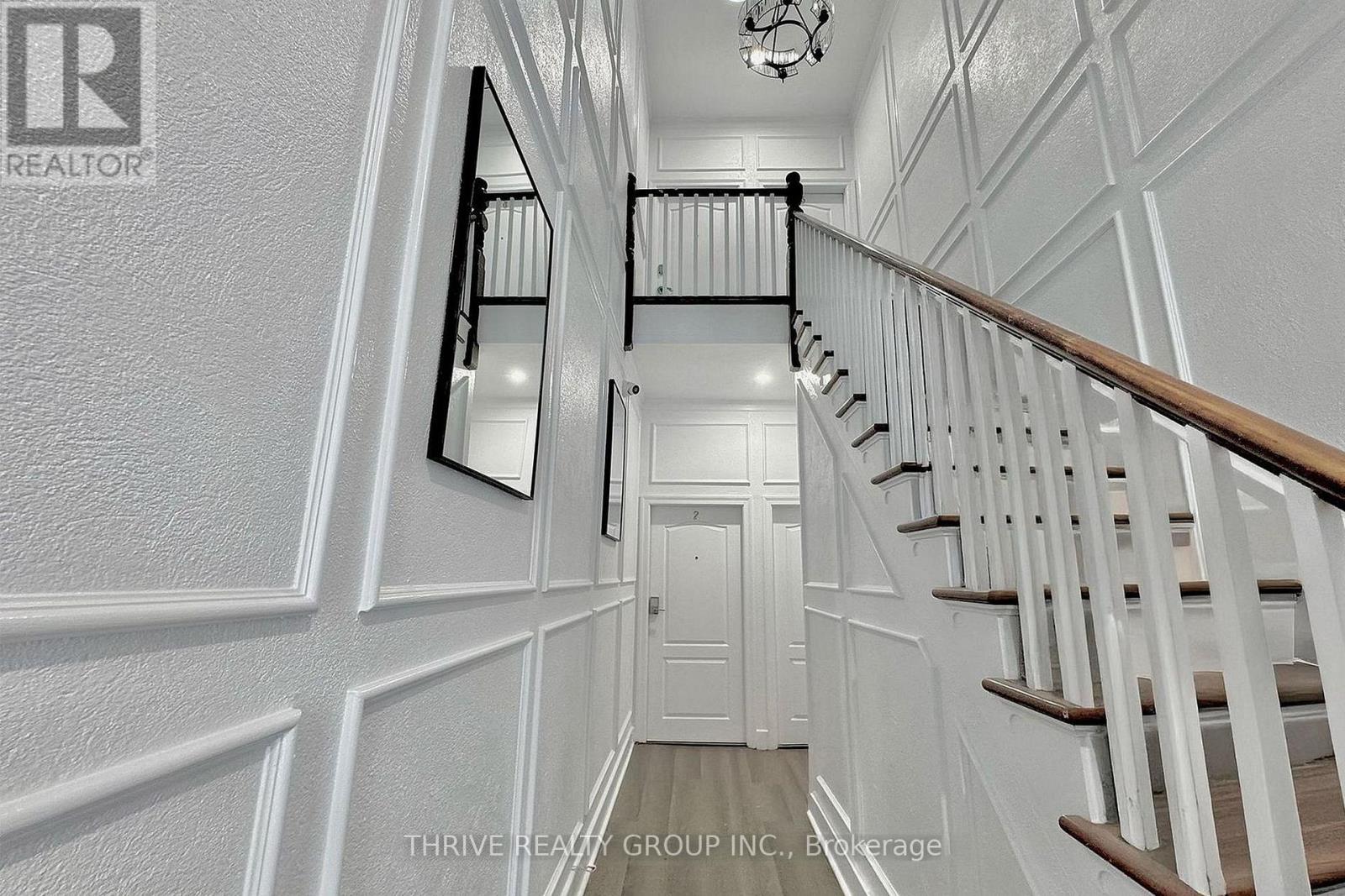 5 - 140 Ridout Street S, London South, Ontario  N6C 3X6 - Photo 3 - X12845920