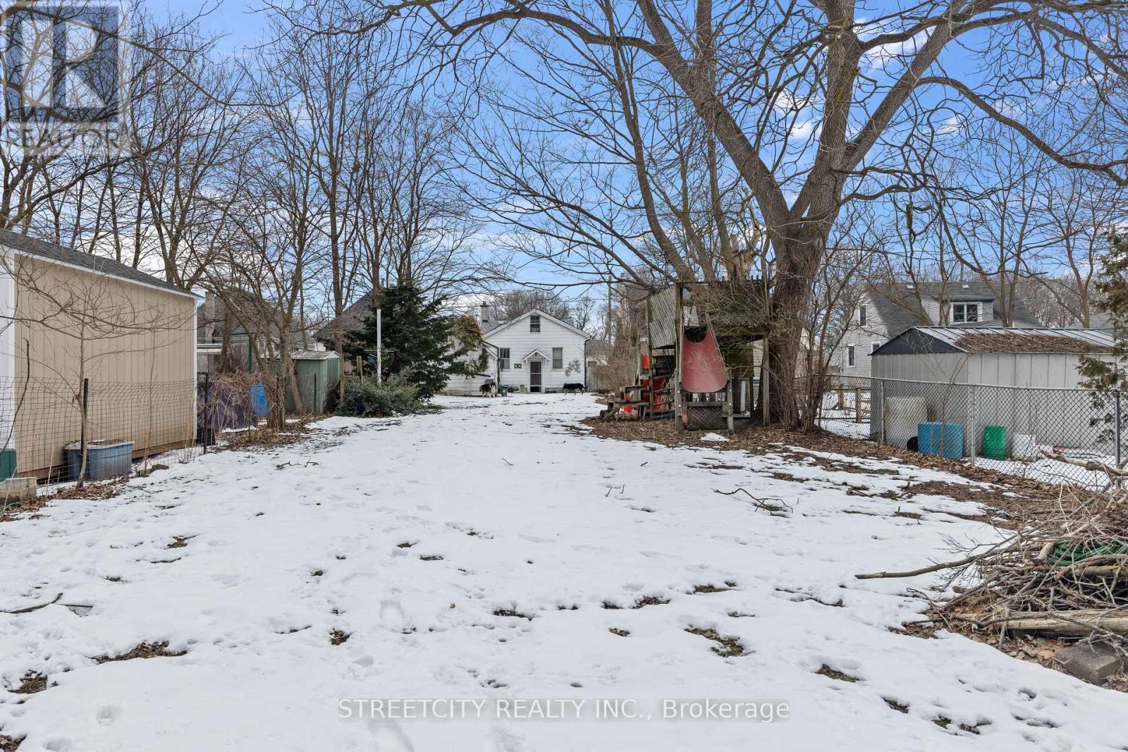 16 Oak Street, London East, Ontario  N5Z 2H6 - Photo 32 - X12845946