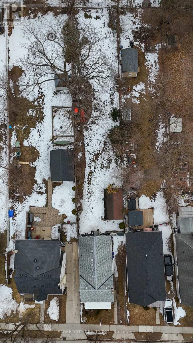 16 Oak Street, London East, Ontario  N5Z 2H6 - Photo 33 - X12845946