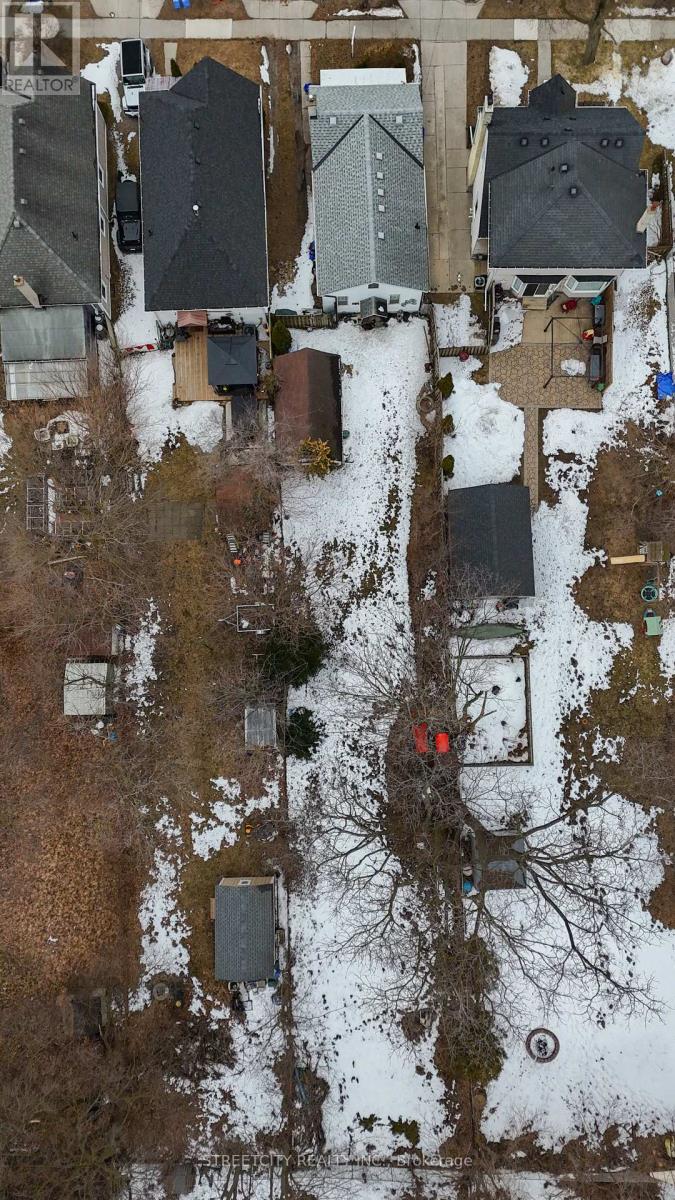 16 Oak Street, London East, Ontario  N5Z 2H6 - Photo 36 - X12845946