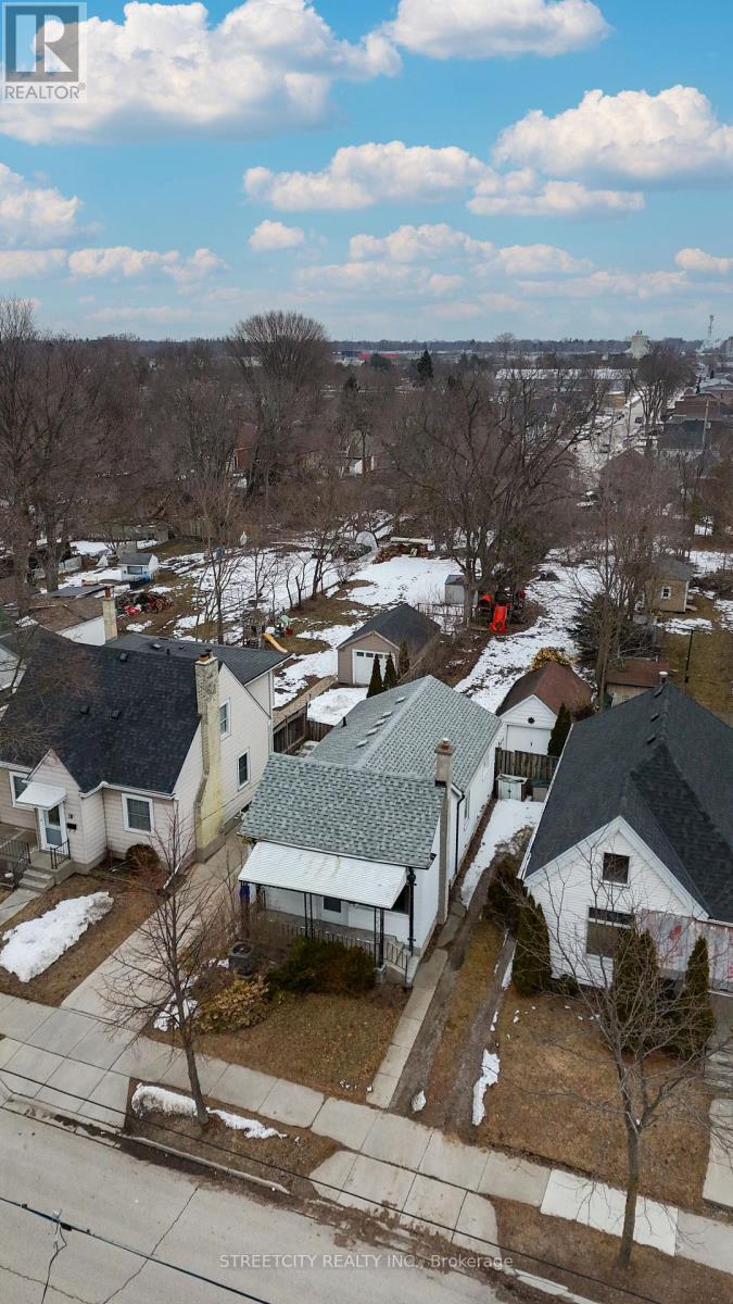 16 Oak Street, London East, Ontario  N5Z 2H6 - Photo 37 - X12845946