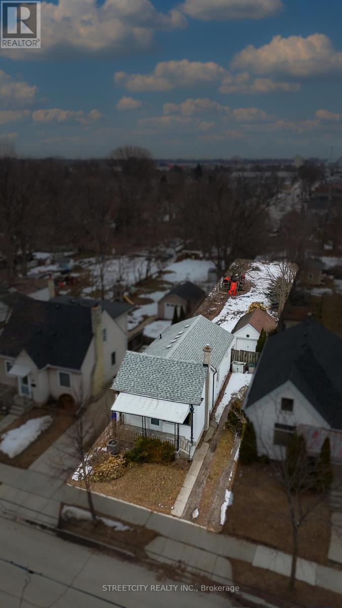 16 Oak Street, London East, Ontario  N5Z 2H6 - Photo 38 - X12845946