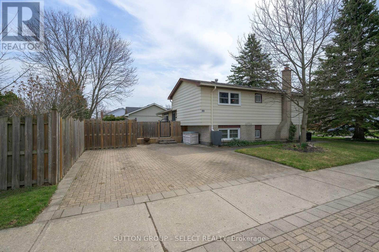 99 Inverary Crescent, London North, Ontario  N6G 3L7 - Photo 2 - X12846004