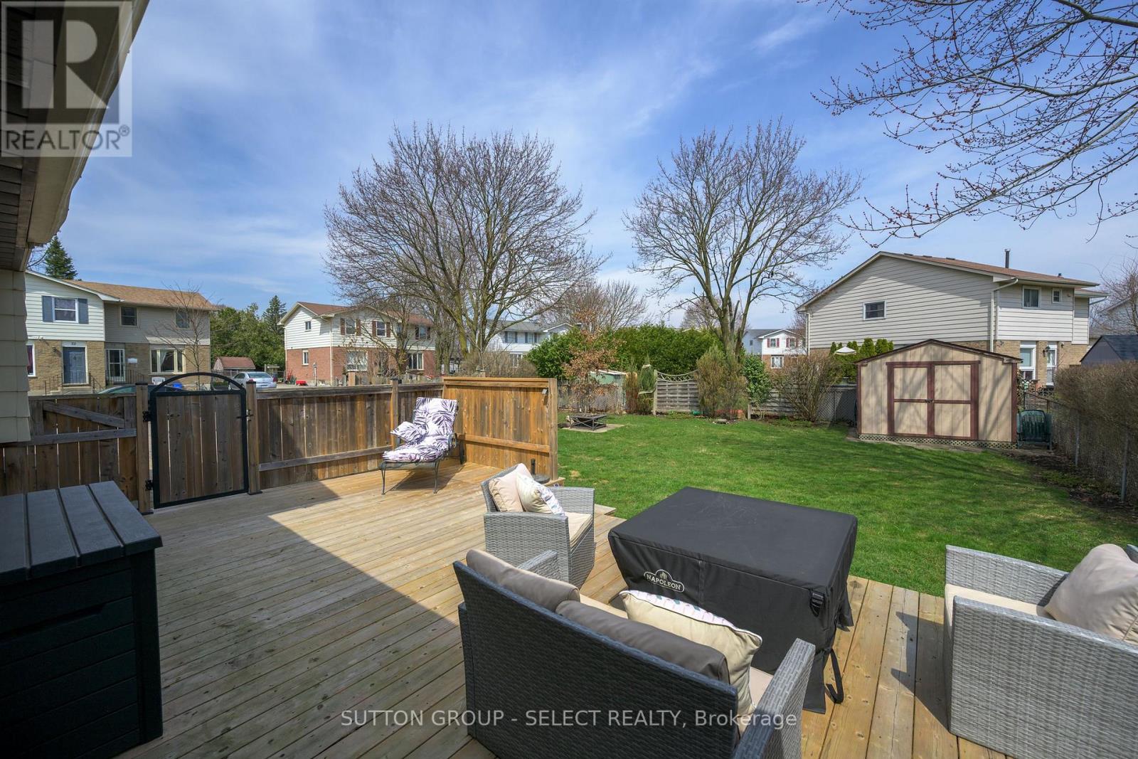 99 Inverary Crescent, London North, Ontario  N6G 3L7 - Photo 32 - X12846004