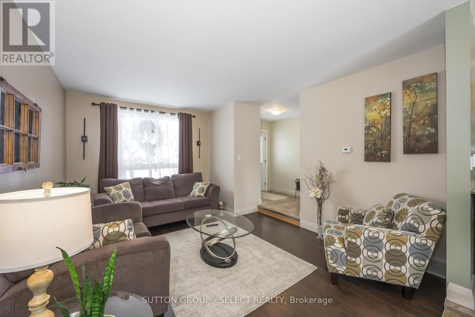 99 Inverary Crescent, London North, Ontario  N6G 3L7 - Photo 9 - X12846004