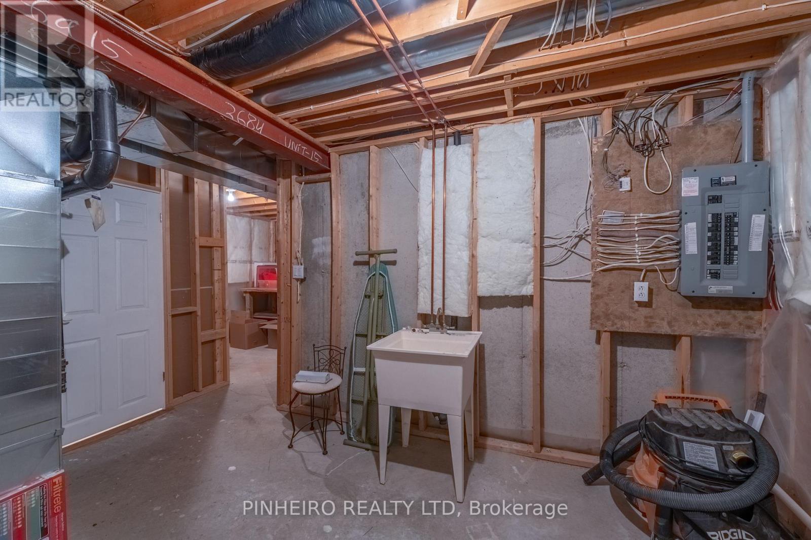 15 - 800 Commissioners Road W, London South, Ontario  N6K 1C2 - Photo 23 - X12846030