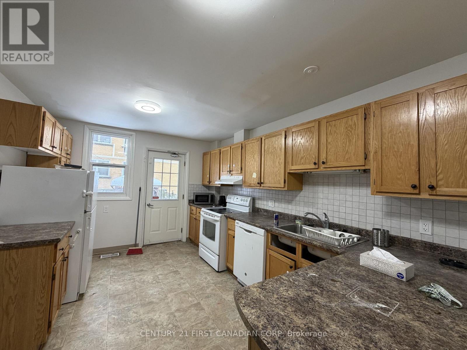 14 Craig Street, London South, Ontario  N6C 1E8 - Photo 2 - X12846040