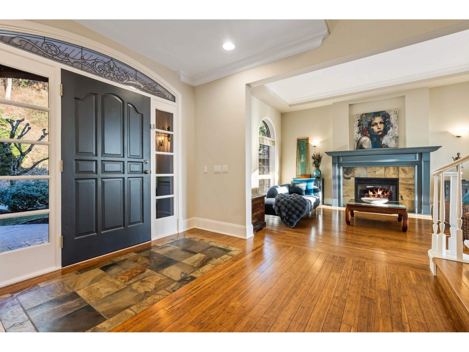 2405 Cranberry Court, Abbotsford, British Columbia  V3G 2W8 - Photo 5 - R3096010