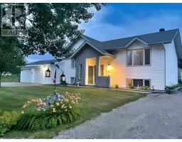 422 Birch Crescent, Nakina, Ontario
