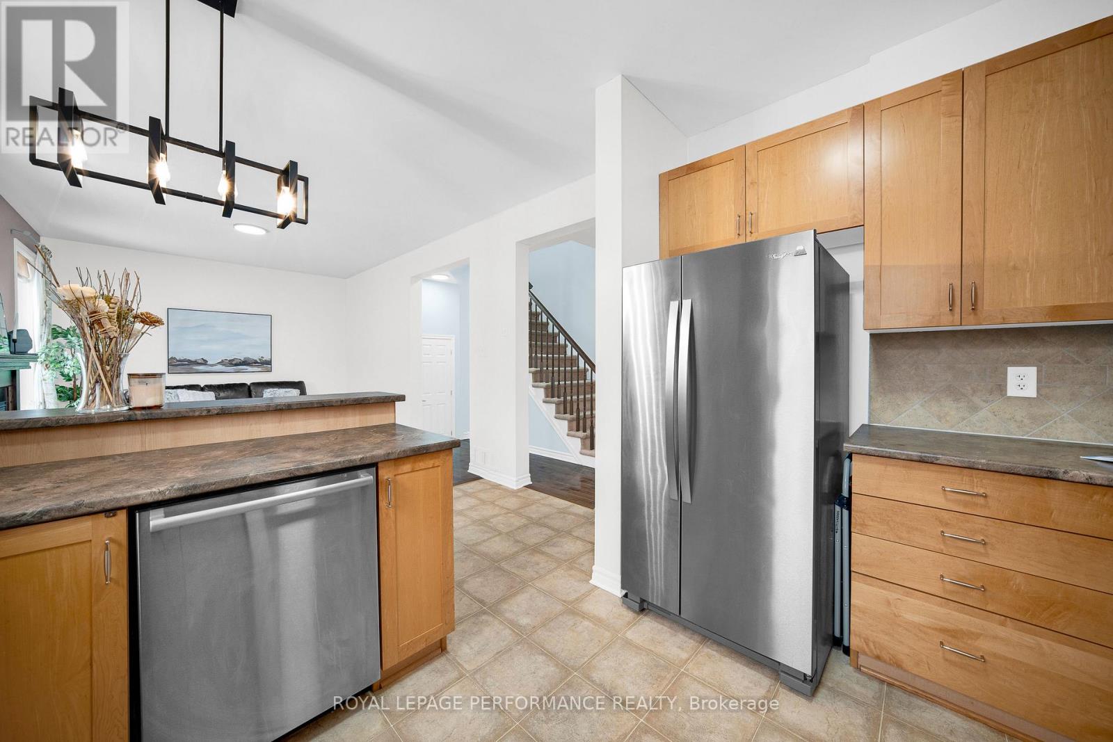 262 Tempest Drive, Ottawa, Ontario  K2S 0K6 - Photo 11 - X12845902