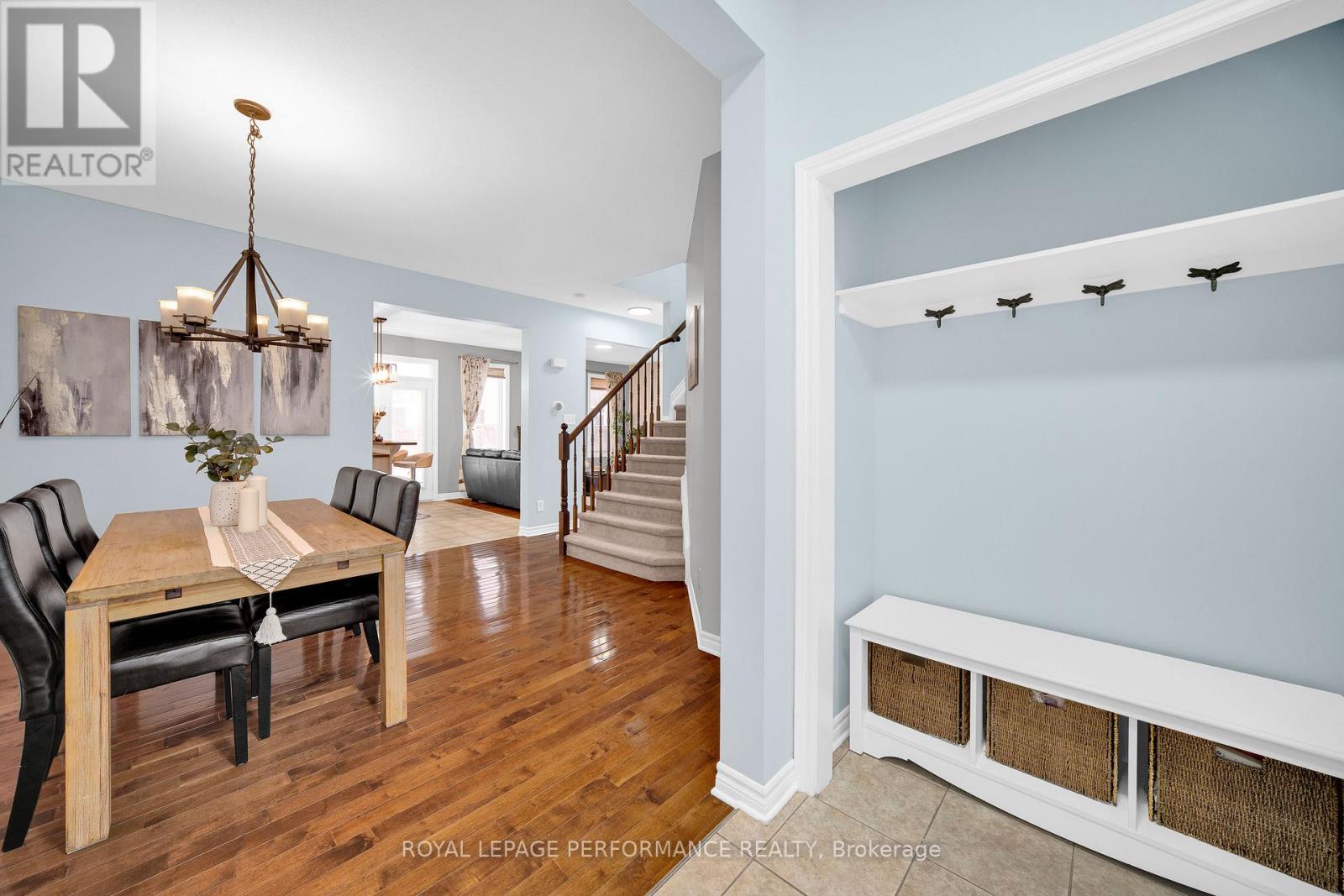 262 Tempest Drive, Ottawa, Ontario  K2S 0K6 - Photo 3 - X12845902