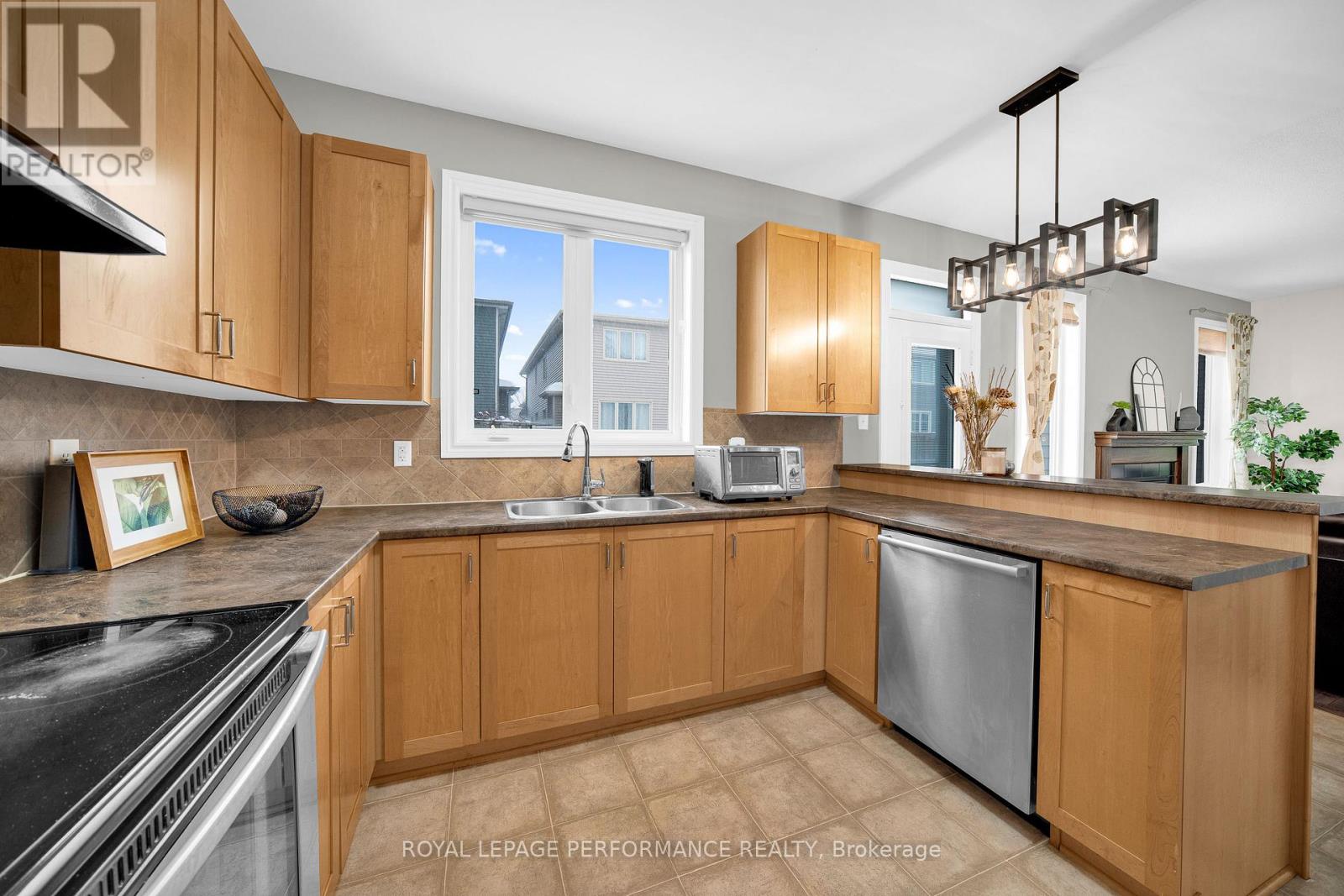 262 Tempest Drive, Ottawa, Ontario  K2S 0K6 - Photo 9 - X12845902