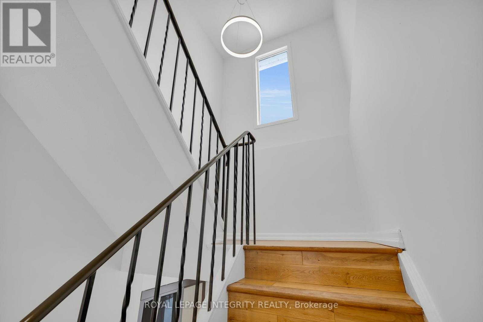 7 Fallow Court, Ottawa, Ontario  K1T 1W8 - Photo 11 - X12845932