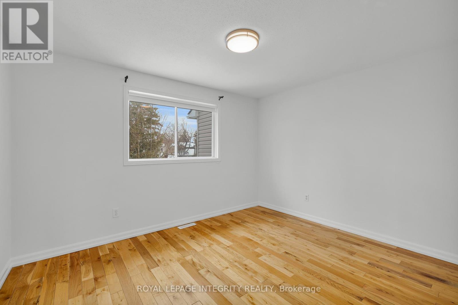 7 Fallow Court, Ottawa, Ontario  K1T 1W8 - Photo 14 - X12845932