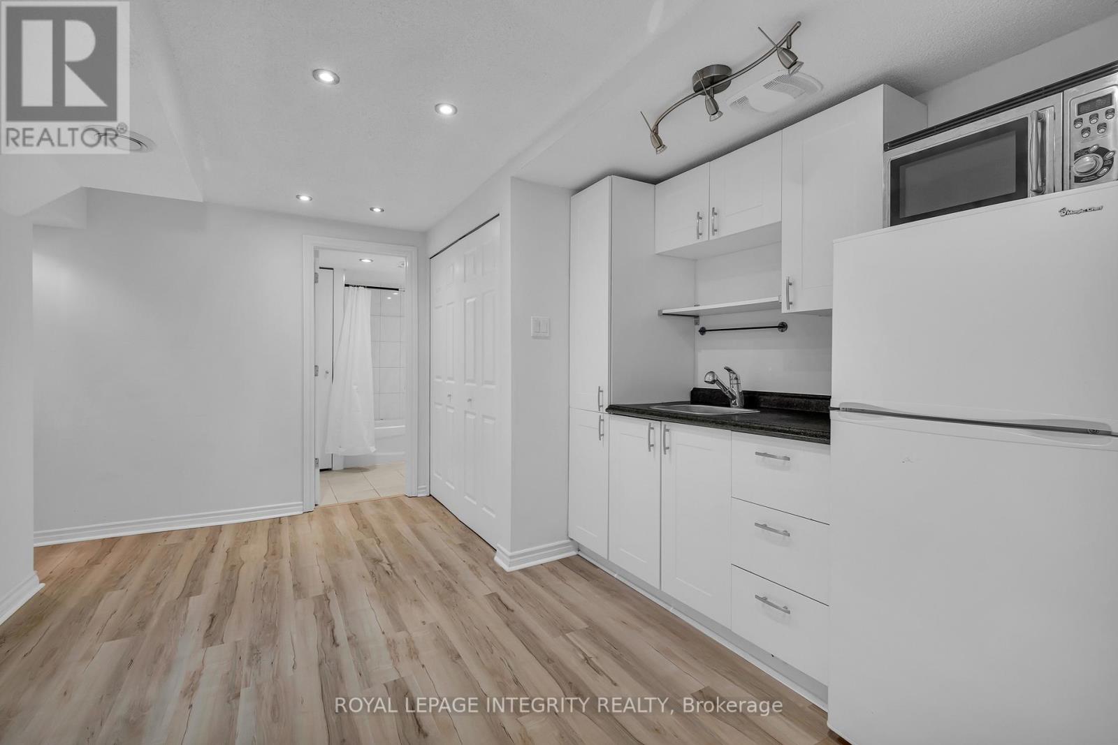 7 Fallow Court, Ottawa, Ontario  K1T 1W8 - Photo 16 - X12845932