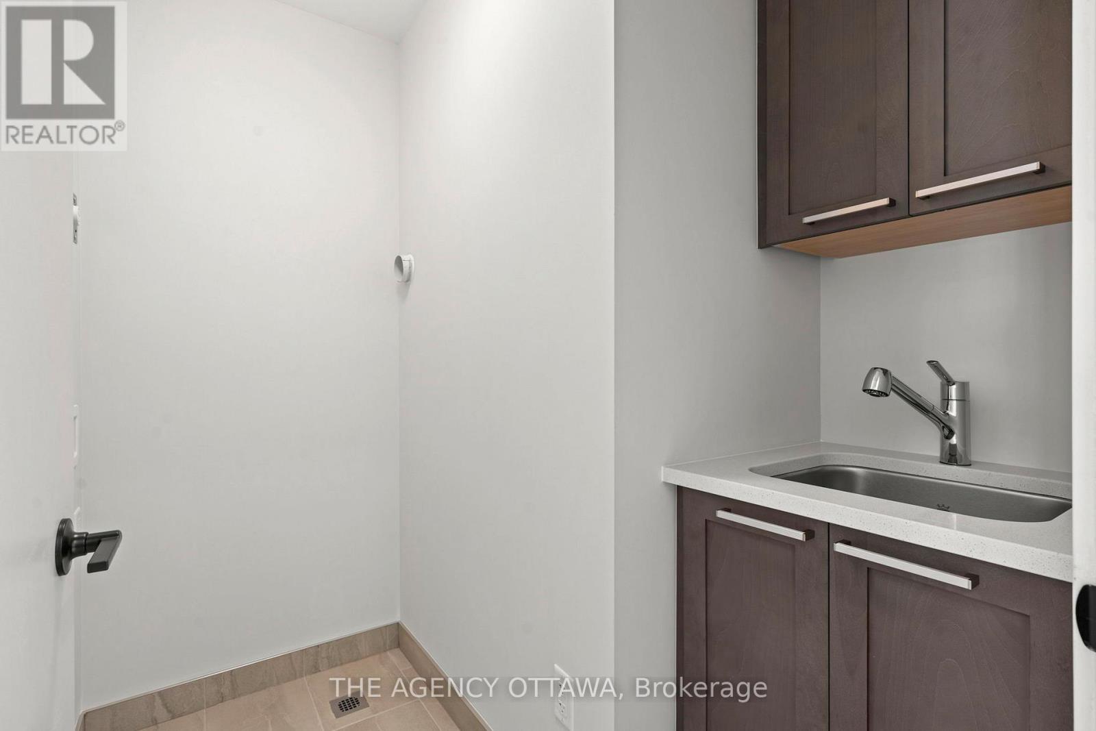 1003 Kitigan Grove, Ottawa, Ontario  K2K 0M9 - Photo 27 - X12845938