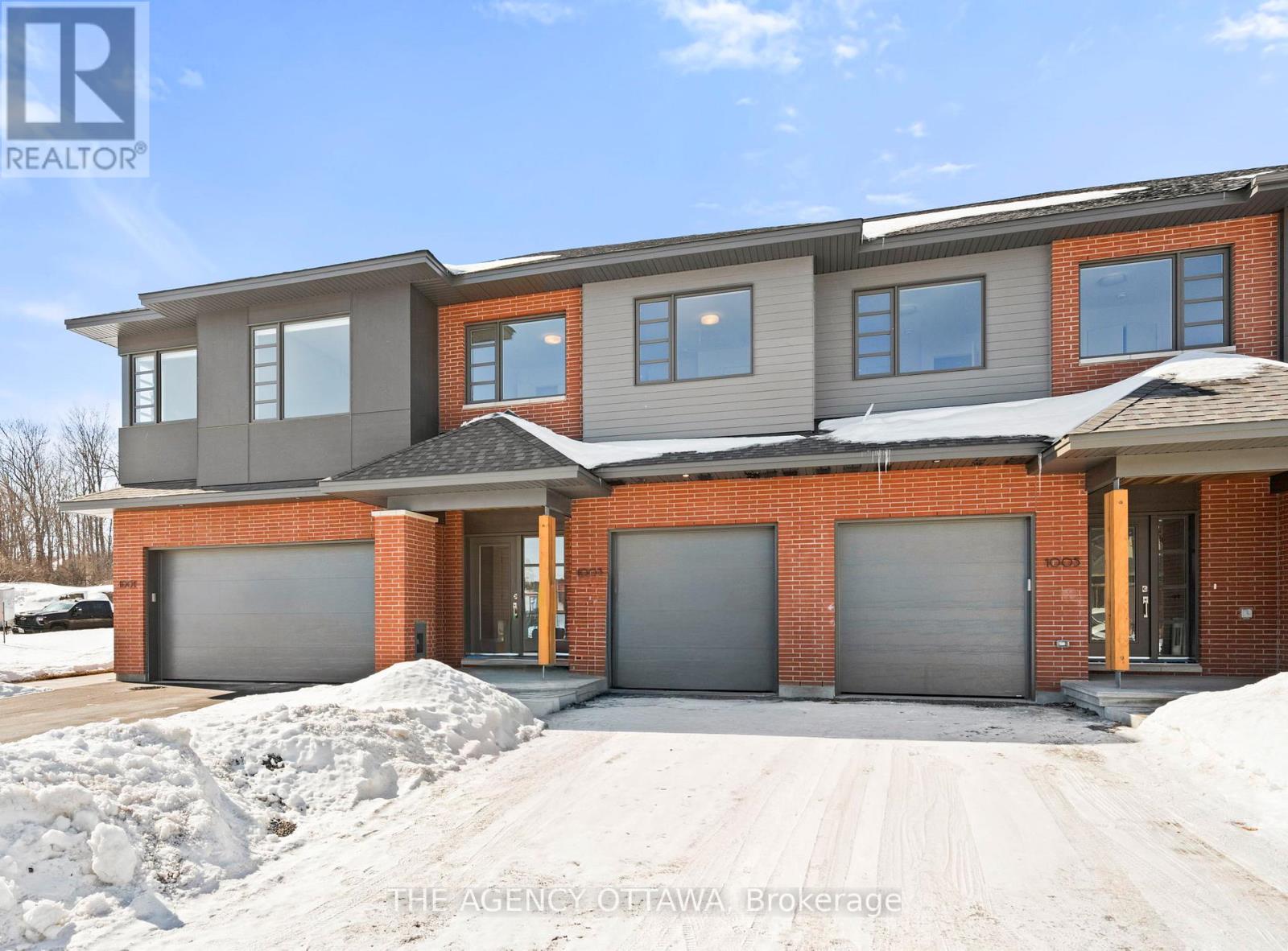 1003 Kitigan Grove, Ottawa, Ontario  K2K 0M9 - Photo 3 - X12845938