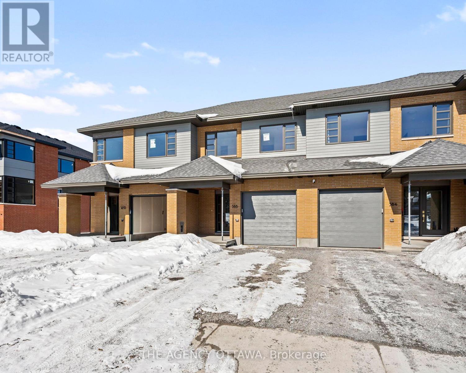 386 Walden Drive, Ottawa, Ontario  K2K 0M9 - Photo 3 - X12845994