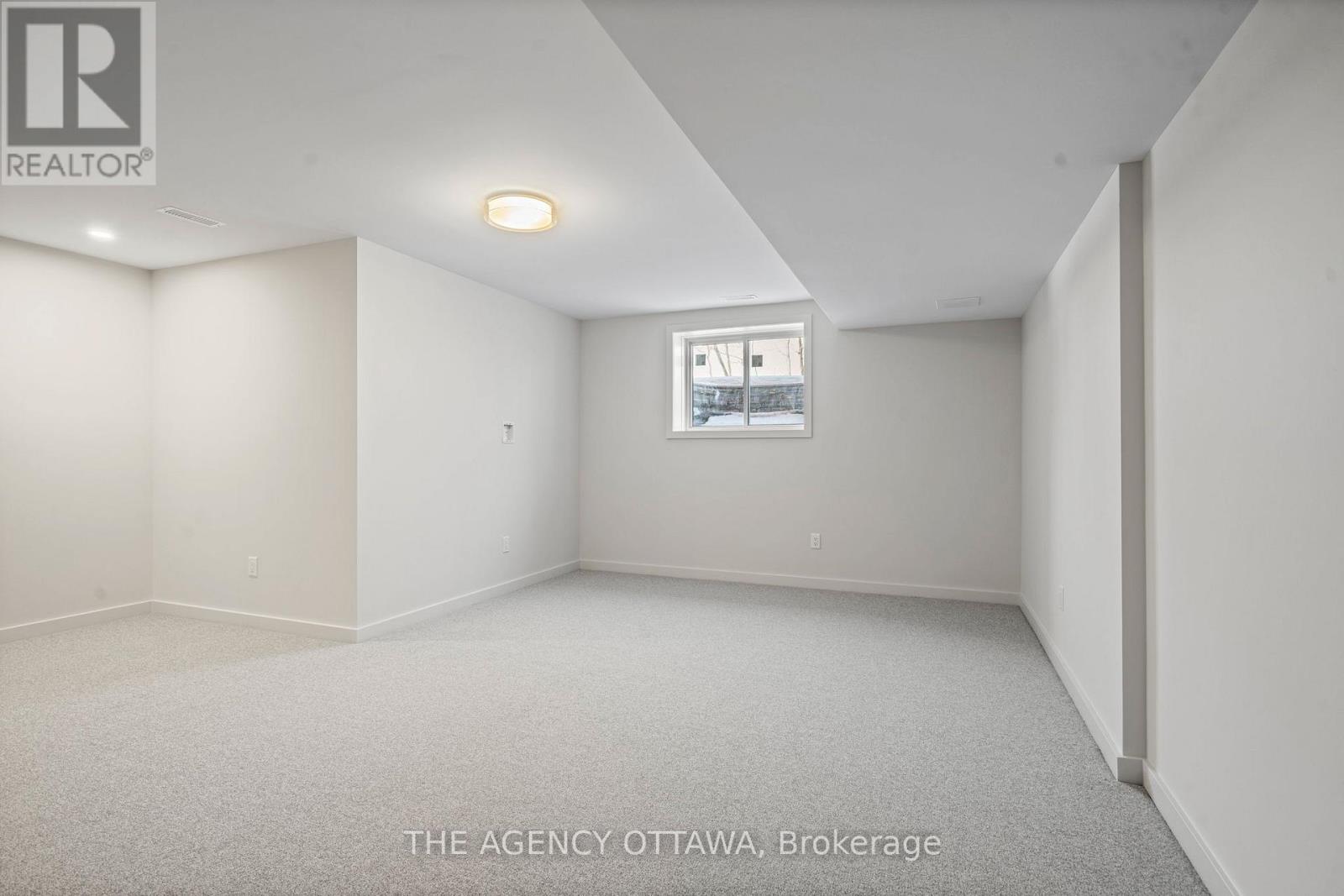 386 Walden Drive, Ottawa, Ontario  K2K 0M9 - Photo 39 - X12845994