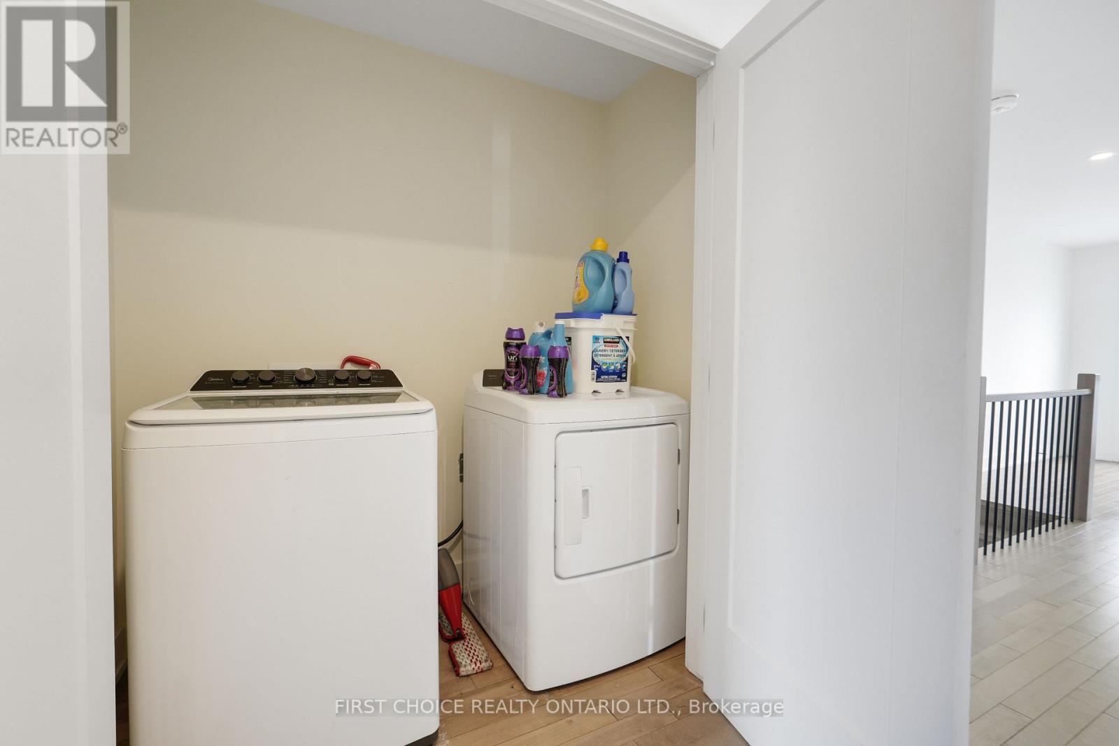 269 Queen Mary Street, Ottawa, Ontario  K1K 1X1 - Photo 26 - X12846032