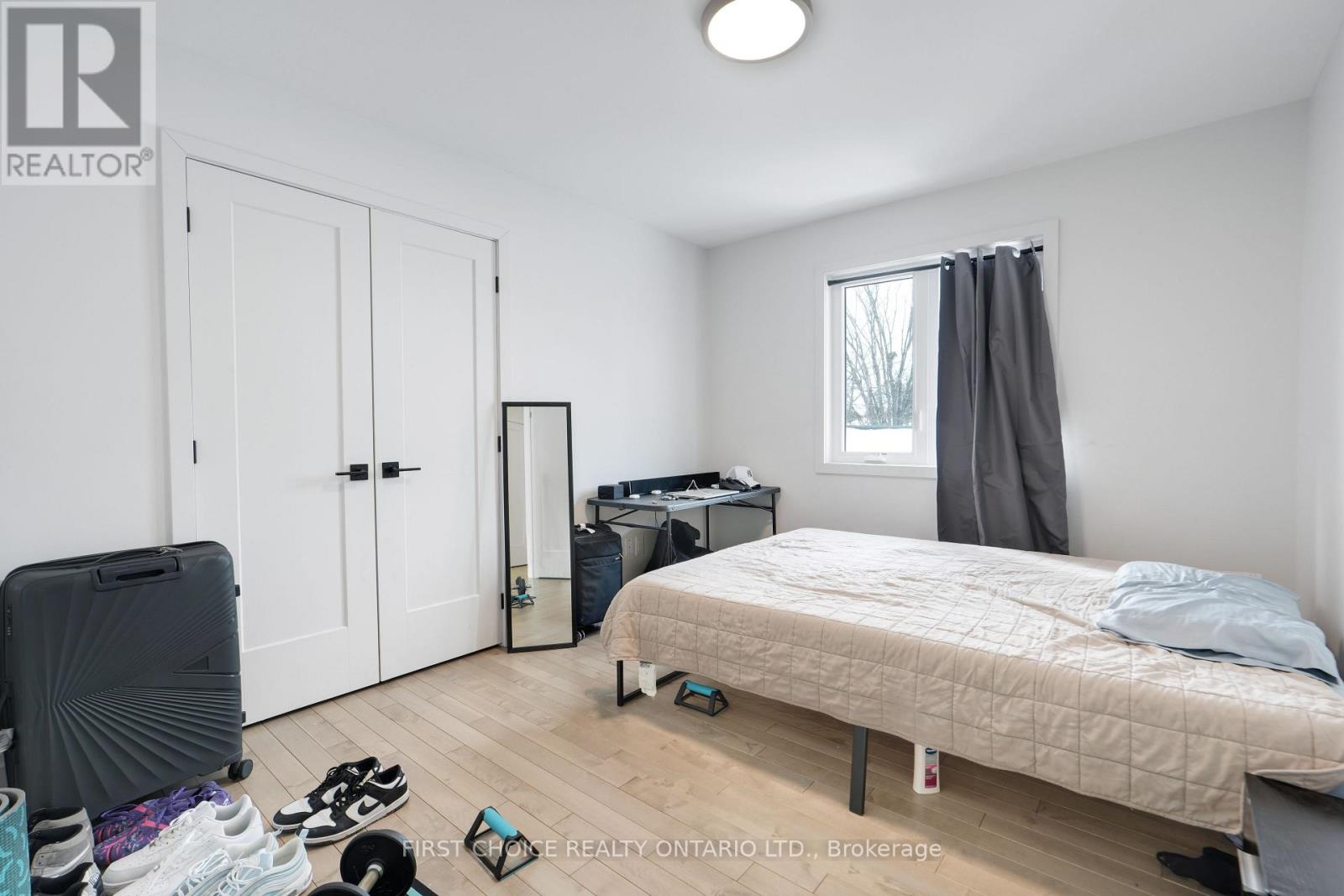 271 Queen Mary Street, Ottawa, Ontario  K1K 1X1 - Photo 19 - X12846034