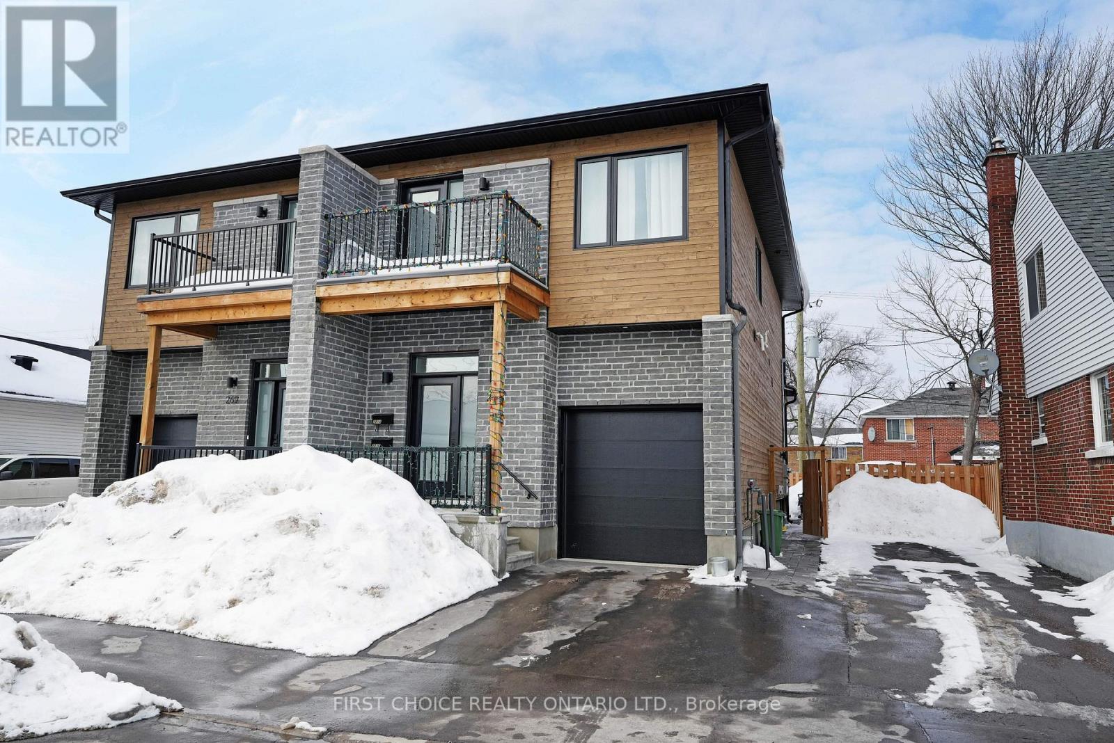 271 Queen Mary Street, Ottawa, Ontario  K1K 1X1 - Photo 3 - X12846034