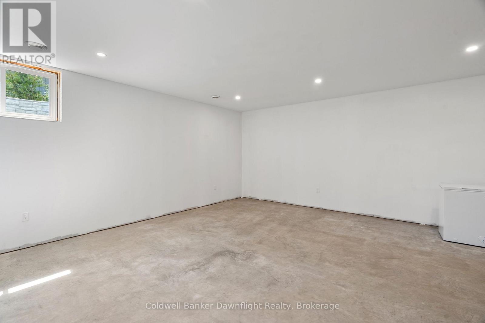 714 Gloria Street, North Huron, Ontario  N0M 1H0 - Photo 35 - X12845694