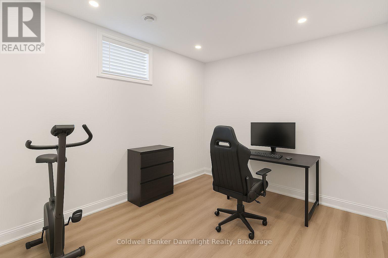 714 Gloria Street, North Huron, Ontario  N0M 1H0 - Photo 37 - X12845694