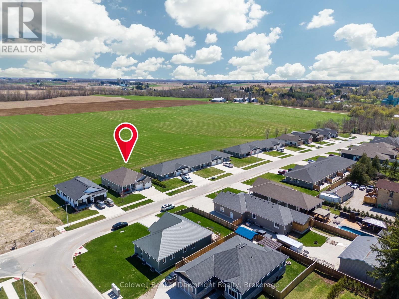 714 Gloria Street, North Huron, Ontario  N0M 1H0 - Photo 4 - X12845694