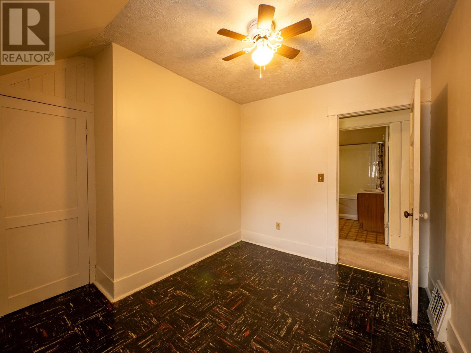 125 Fourth St N, Kenora, Ontario  P9N 2M6 - Photo 31 - TB2600360