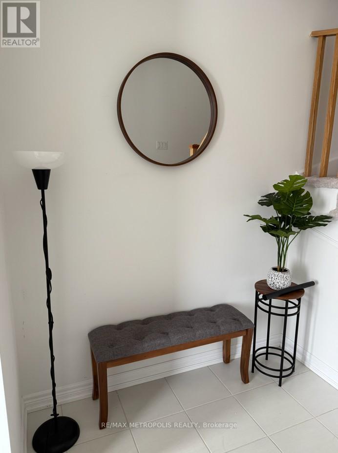 1097 Lockie Drive, Oshawa, Ontario  L1L 0R9 - Photo 8 - E12845054