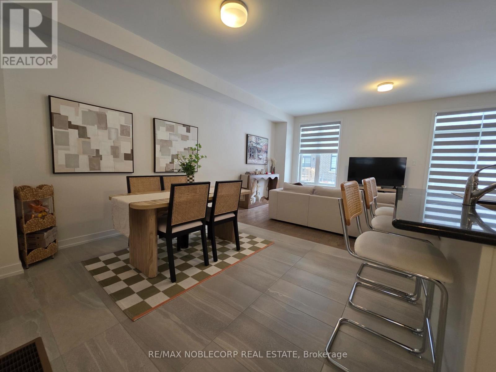 34 Singhampton Road, Vaughan, Ontario  L4H 5J6 - Photo 10 - N12825232