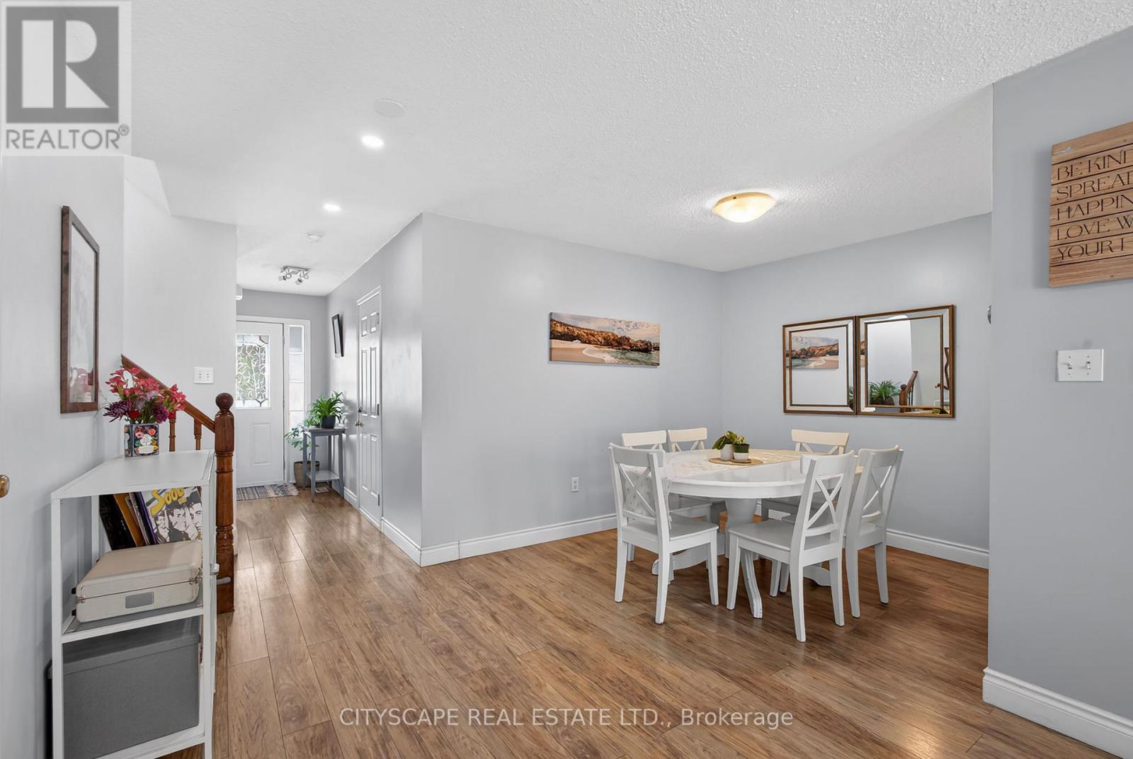 27 Whittaker Crescent, Cambridge, Ontario  N1T 1Z4 - Photo 9 - X12844680