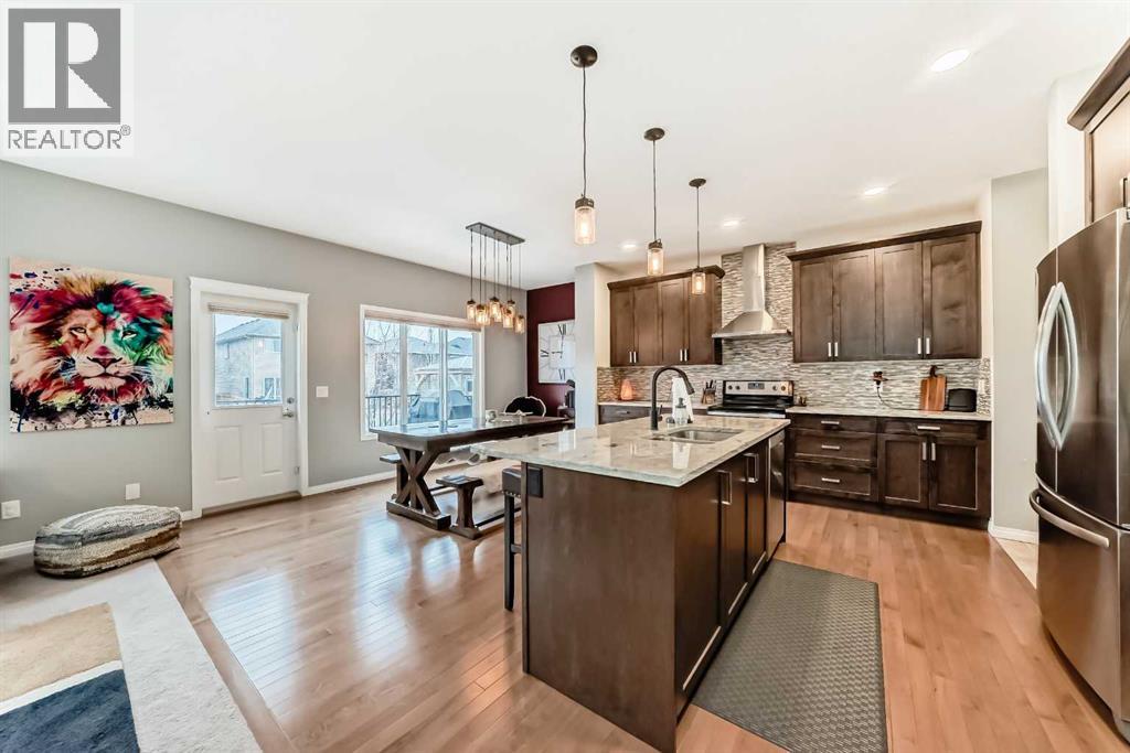 28 Mount Rae Place, Okotoks, Alberta  T1S 0P1 - Photo 4 - A2287543