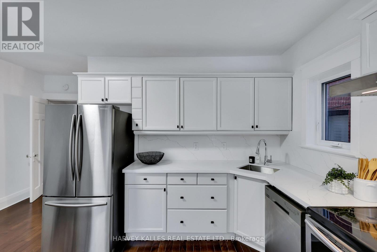 318 Forman Avenue, Toronto, Ontario  M4S 2S7 - Photo 18 - C12845936