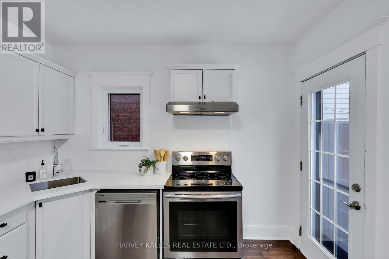 318 Forman Avenue, Toronto, Ontario  M4S 2S7 - Photo 19 - C12845936