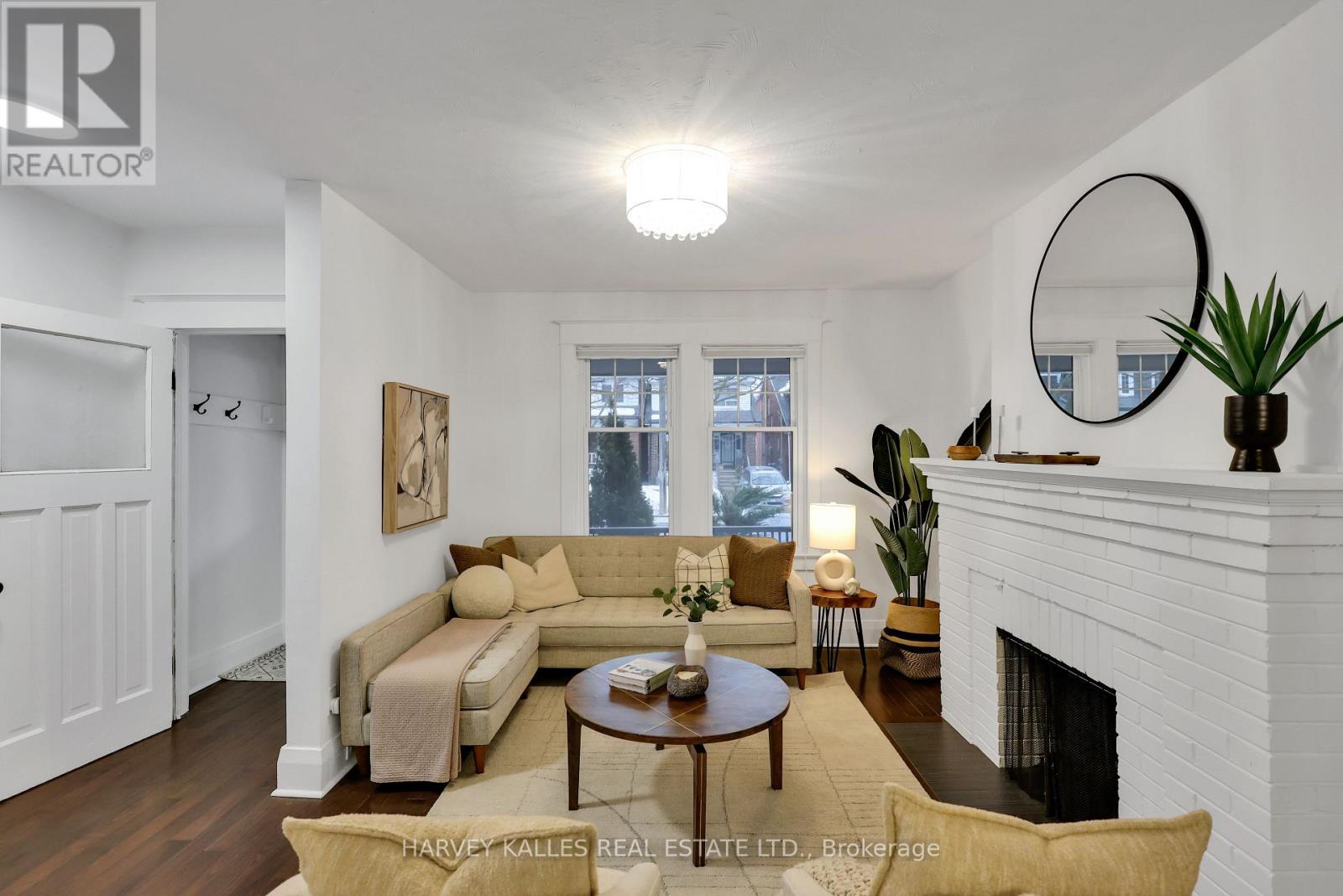 318 Forman Avenue, Toronto, Ontario  M4S 2S7 - Photo 5 - C12845936