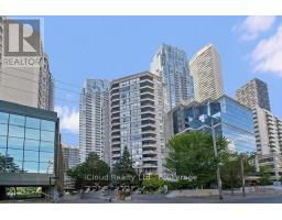 30 HOLLY STREET, Toronto, Ontario