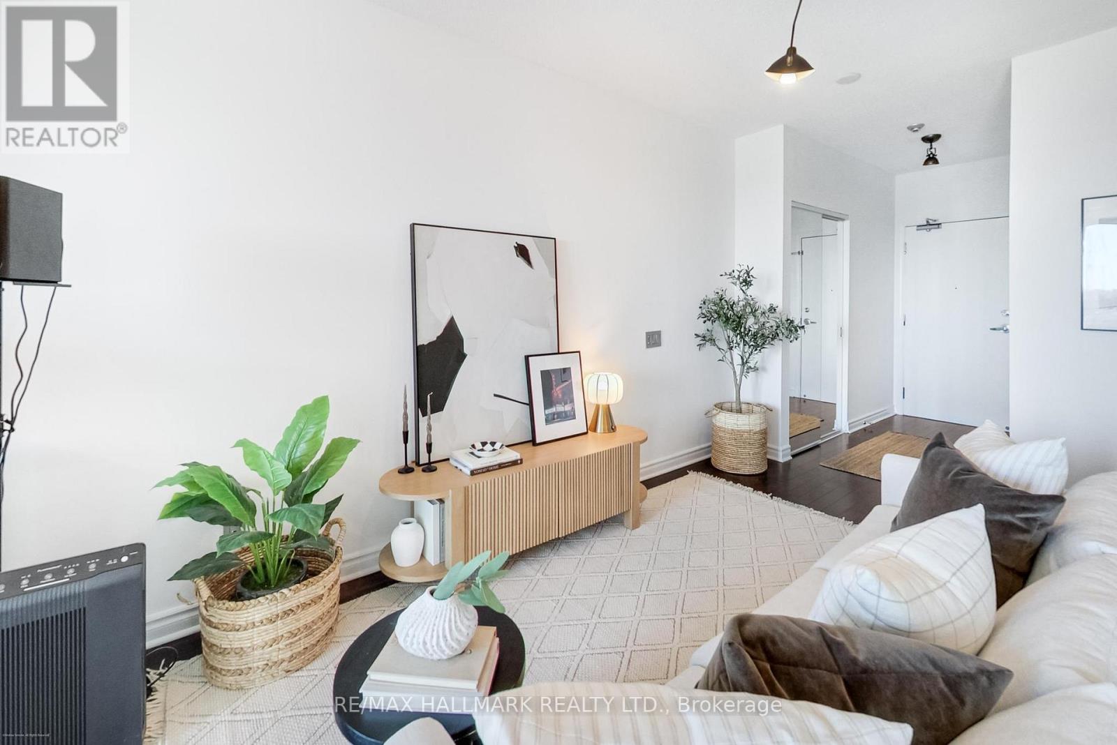 2001 - 60 Byng Avenue, Toronto, Ontario  M2N 7K3 - Photo 2 - C12846064