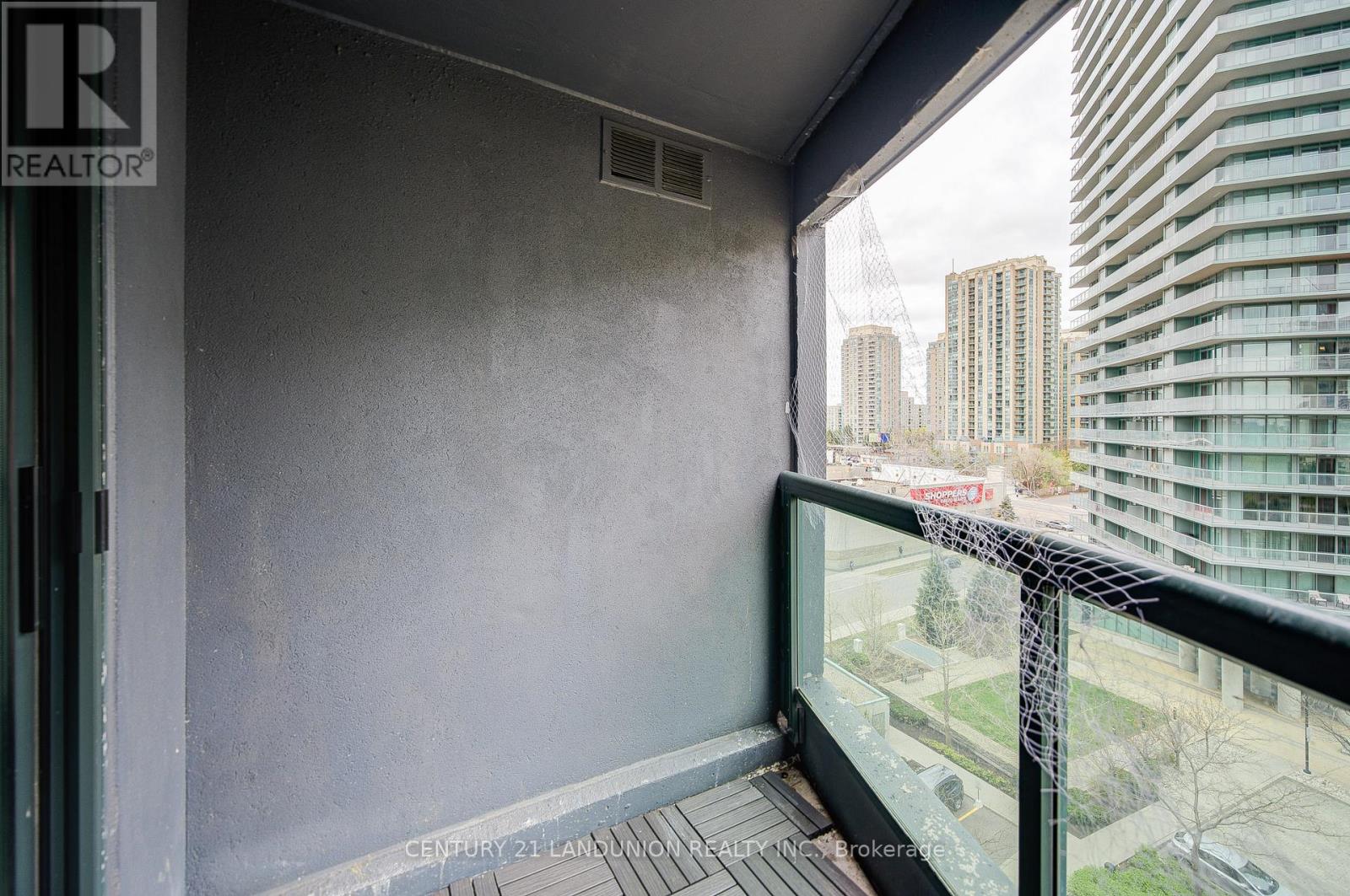 916 - 23 Lorraine Drive, Toronto, Ontario  M2N 6Z6 - Photo 18 - C12846076