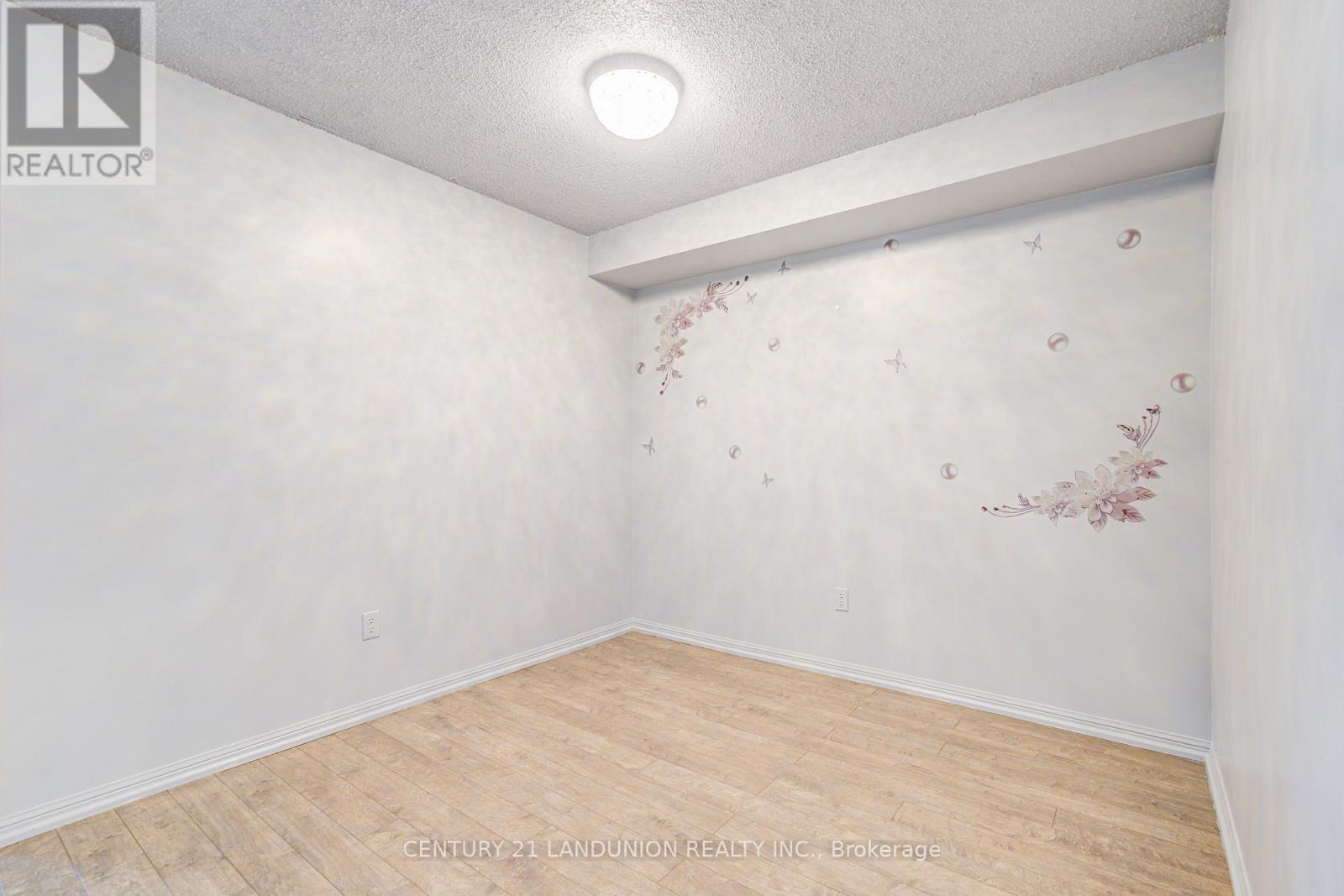 916 - 23 Lorraine Drive, Toronto, Ontario  M2N 6Z6 - Photo 6 - C12846076